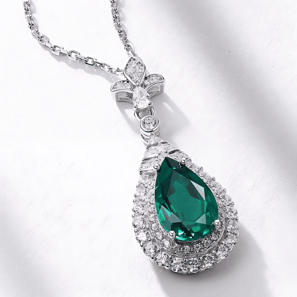 Deluxe colored gem pendant set S925 silver cultivation emerald light luxury necklace fashion personality - Image 4