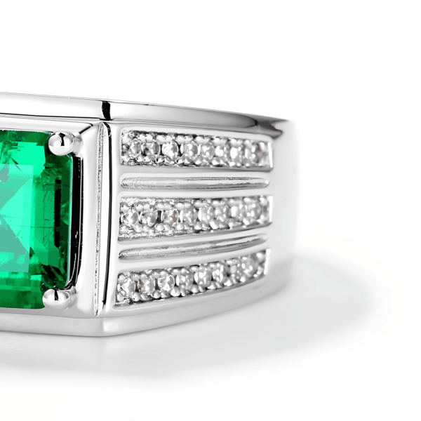 S925 Silver Cultivated Emerald Ring Men's Vintage Noble Style Ring - Image 5