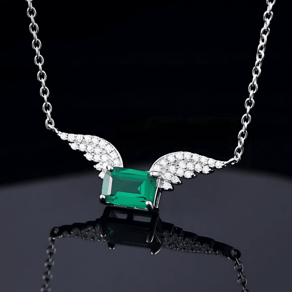 S925 Silver Cultivated Emerald Necklace Women's Collarbone Chain Angel Wings Sweater Chain Vintage Style - Image 4