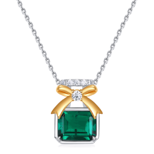 Summer French Light Luxury Perfume Bottle Pendant Necklace S925 Silver with Cultured Emerald Collar Chain