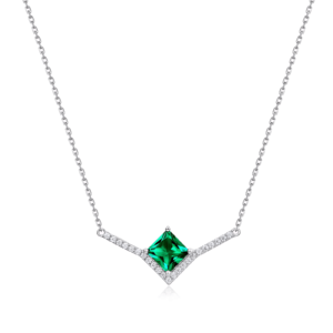 Section vintage princess square cultivation emerald necklace female S925 silver with cultivation colorful treasure collarbone chain wind