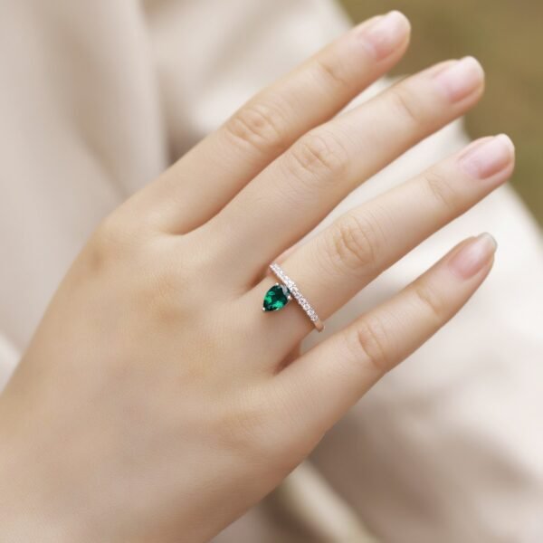 Water drop micro-setting cultivated emerald ring S925 silver colorful treasure open finger ring light luxury retro - Image 2
