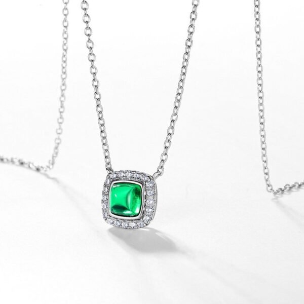 Hot pick S925 silver cultivated emerald necklace surrounded by gemstone vintage style collarbone chain light luxury and noble - Image 2