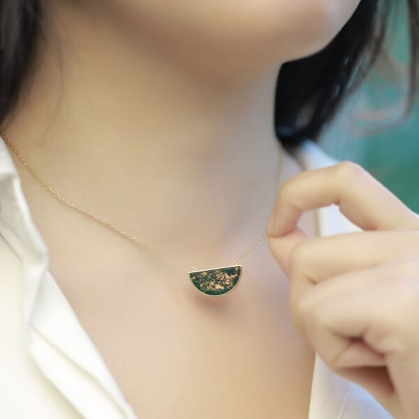 Exaggerated atmospheric half round green moss stone necklace S925 silver with natural watercress agate collarbone chain female - Image 2
