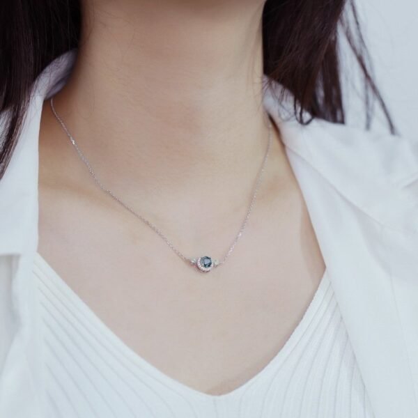 Classic light luxury natural watercress agate necklace women S925 silver with green moss stone collarbone chain light luxury - Image 2