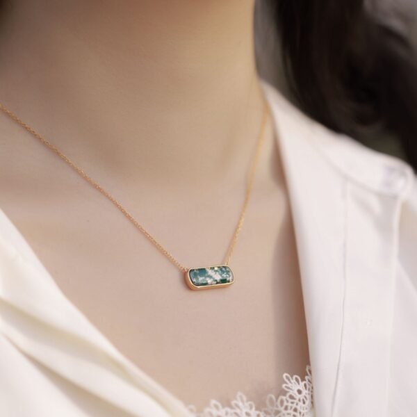 Atmospheric light luxury natural green moss stone necklace S925 silver with watercress agate long plaque collarbone chain female - Image 2