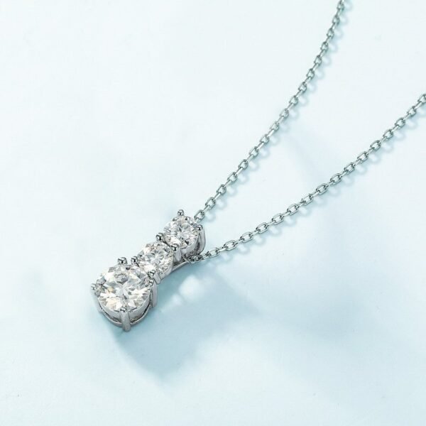 Three Lives Radiant Moissanite Pendant S925 Silver Inlay Moissan Chain Pendant Simple - Image 2