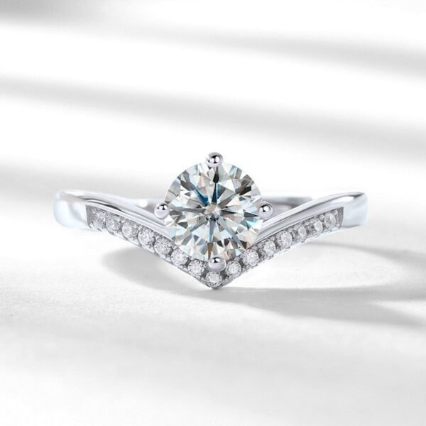Classic temperament S925 silver moissanite open ring one carat proposal princess crown finger ring - Image 2