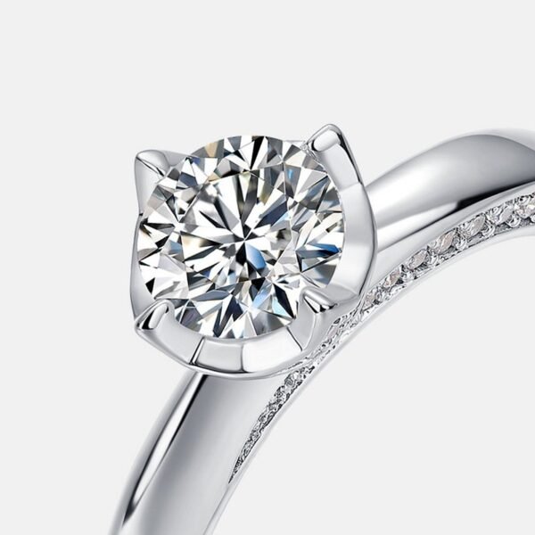 Brilliant moissanite ring S925 silver claw set with colorful gemstone proposal ring simple advanced high class feeling - Image 2