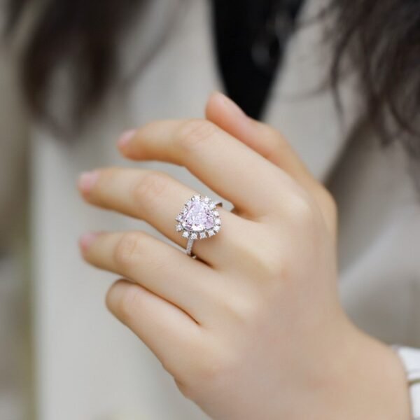 Love Shape Super Sparkle Pink High Carbon Diamond Ring Ice Flower Cut S925 Sterling Silver Ring Manufacturer - Image 2