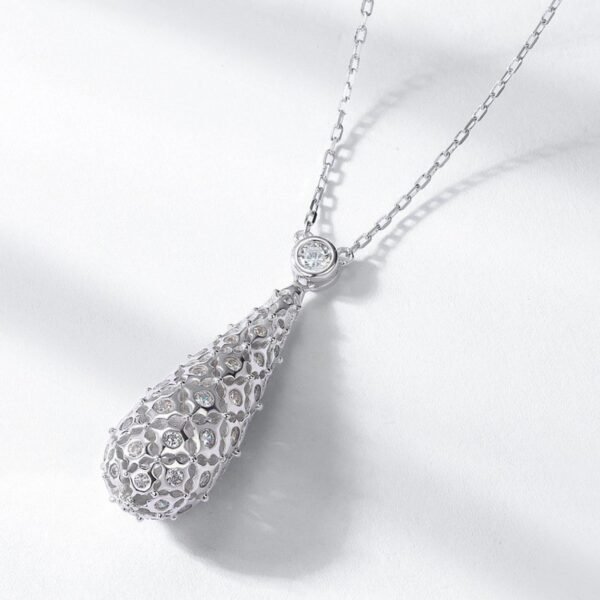 Water drop simple necklace S925 silver hollow full set white zirconium collarbone chain fashion light luxury noble - Image 2