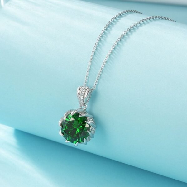 Flower sparkling colorful treasure necklace S925 silver inlaid cultivated colorful treasure collarbone chain light luxury atmosphere - Image 2