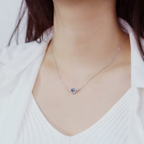 Light luxury fashion alexandrite necklace S925 silver full inlaid cultivation variegated stone colored treasure collarbone chain female - Image 2