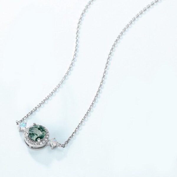 Classic light luxury natural watercress agate necklace women S925 silver with green moss stone collarbone chain light luxury - Image 3
