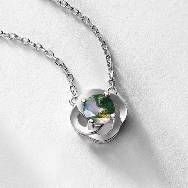 Flowers natural watercress agate necklace S925 silver green moss stone collarbone chain simple fashion hundred matching - Image 3