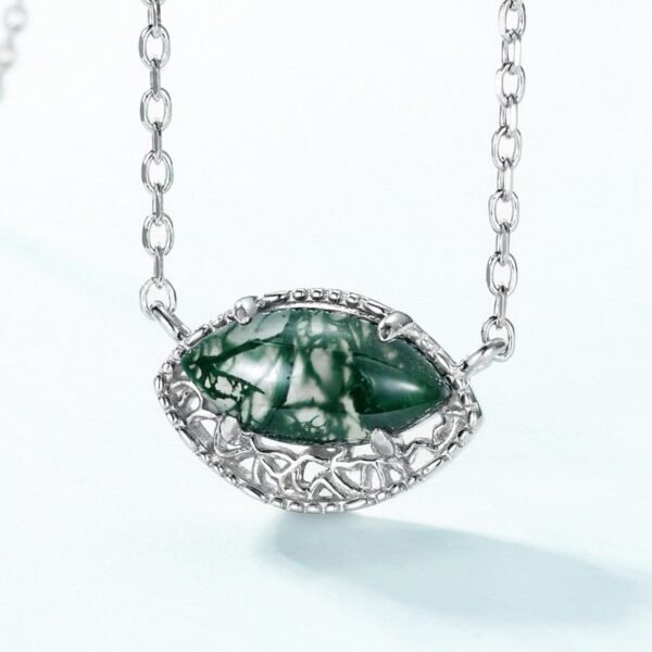 Section unique personalized green moss stone necklace women S925 silver natural watercress agate collarbone chain simple - Image 3