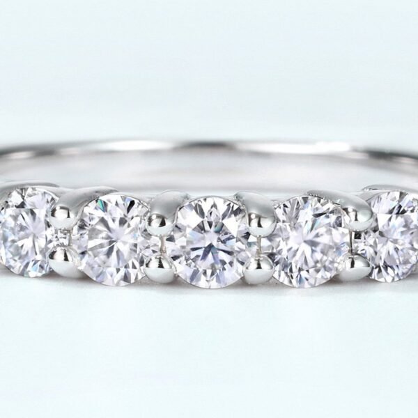 New S925 silver moissanite ring female single row group inlaid finger ring fashionable and elegant high-level feeling - Image 3