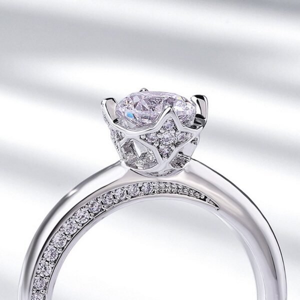 Brilliant moissanite ring S925 silver claw set with colorful gemstone proposal ring simple advanced high class feeling - Image 3
