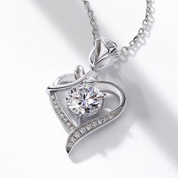Rose on the heart moissan pendant S925 sterling silver necklace pendant female light luxury niche love heart Valentine's Day gift to your girlfriend - Image 3