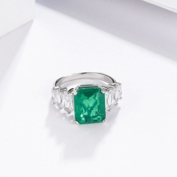 Personalized generous cultivated color gem ring S925 silver set with cultivated emerald color diamonds light luxury and versatile - Image 3