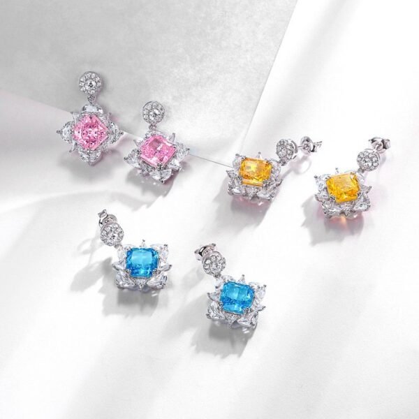 New S925 Silver High Carbon Diamond Earrings Fashion Square Ice Flower Cut Earrings - Image 3