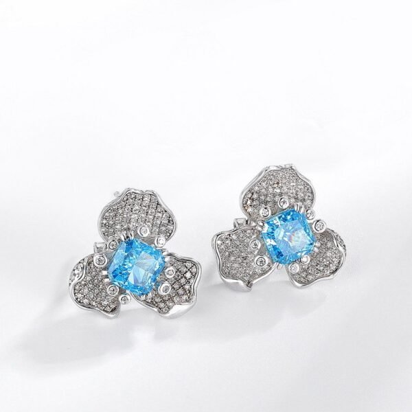 Hot models S925 sterling silver flower earrings senior sense of temperament ultra-flash high carbon diamond earrings live explosive models - Image 3