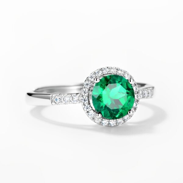 New S925 Silver Cultivated Emerald Ring Female Light Luxury Retro Style Jewelry - Image 4