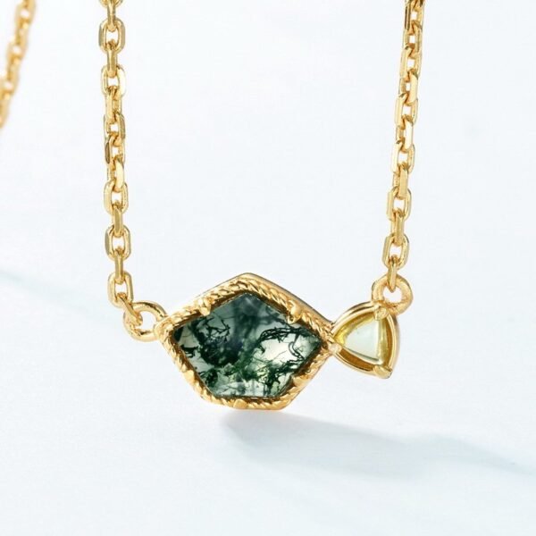 Irregular several natural green moss stone necklace S925 silver watercress agate collarbone chain light luxury style - Image 4
