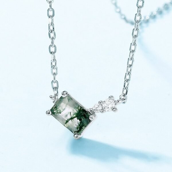 Geometric natural watercress agate necklace S925 silver green moss stone collarbone chain lightweight and versatile - Image 4