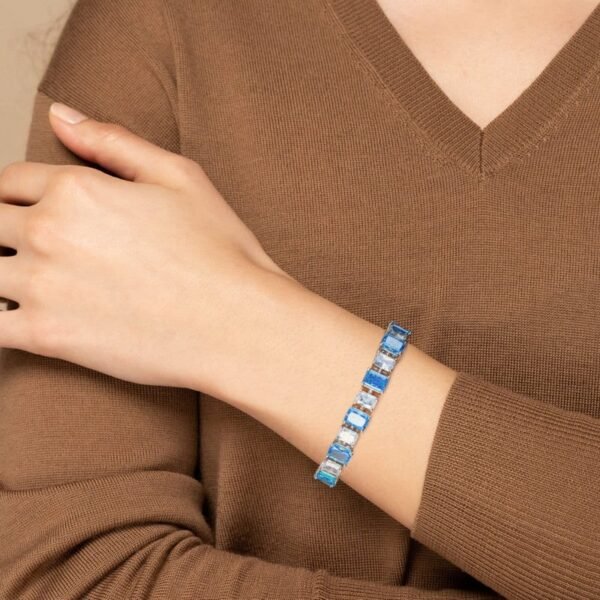 New S925 silver ice flower cut high carbon diamond bracelet light luxury ins niche design new year gift - Image 4