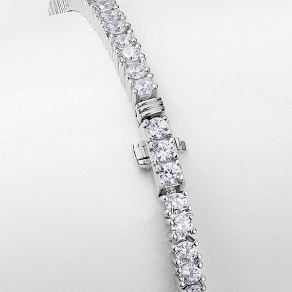 S925 silver ice flower cut high carbon diamond bracelet women's slender show models light luxury niche exquisite - Image 4