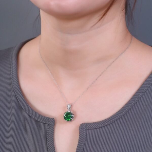 Flower sparkling colorful treasure necklace S925 silver inlaid cultivated colorful treasure collarbone chain light luxury atmosphere - Image 4
