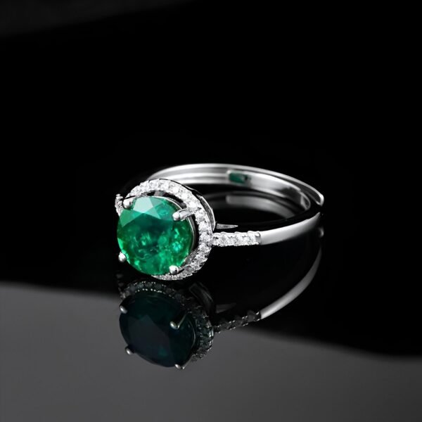New S925 Silver Cultivated Emerald Ring Female Light Luxury Retro Style Jewelry - Image 5