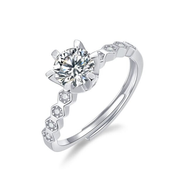 Personalized Wind Tide Rings Live Beehive Ring Six Claw Moissanite Wedding Band Eight Hearts and Eight Arrows
