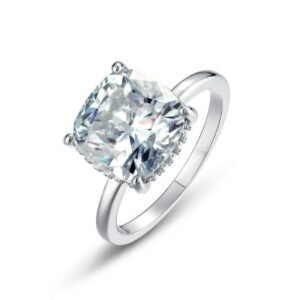 New pigeon egg fat square radiant moissanite ring female S925 silver inlaid moissan wedding ring simple atmosphere