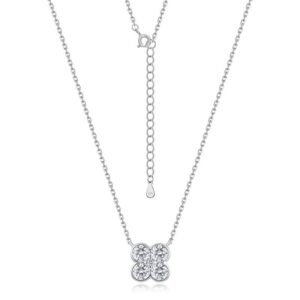 Four petals flower moissanite necklace S925 silver inlaid with radiant moissanite collarbone chain personalized simple